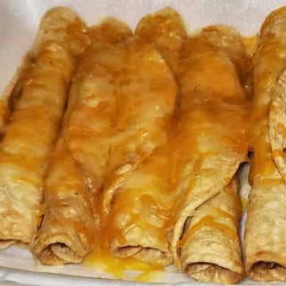 5 Rolled Tacos w/guac